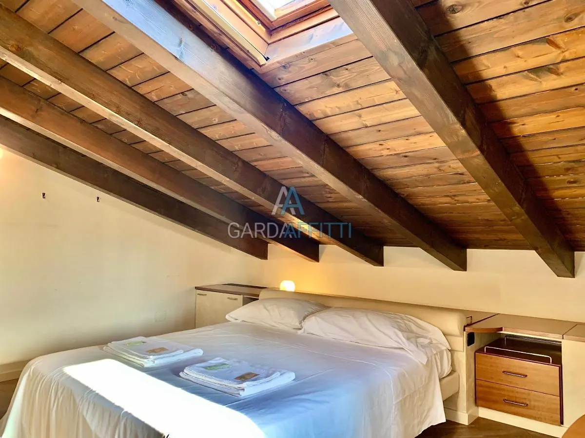 Plat Rif Apartment Desenzano del Garda Italy