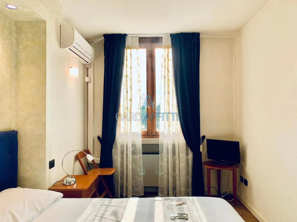 Plat Rif Apartment Desenzano del Garda