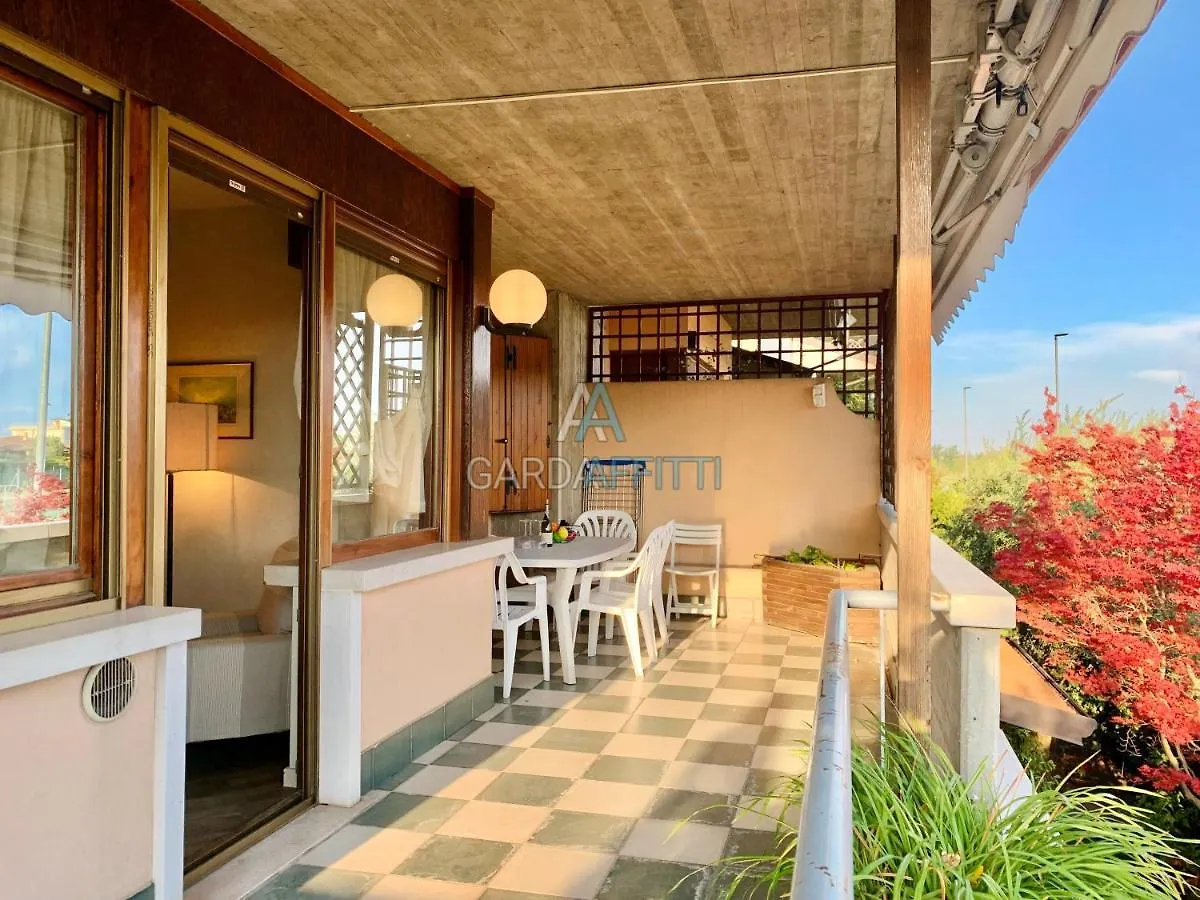 Plat Rif Apartment Desenzano del Garda 0*,  Italy