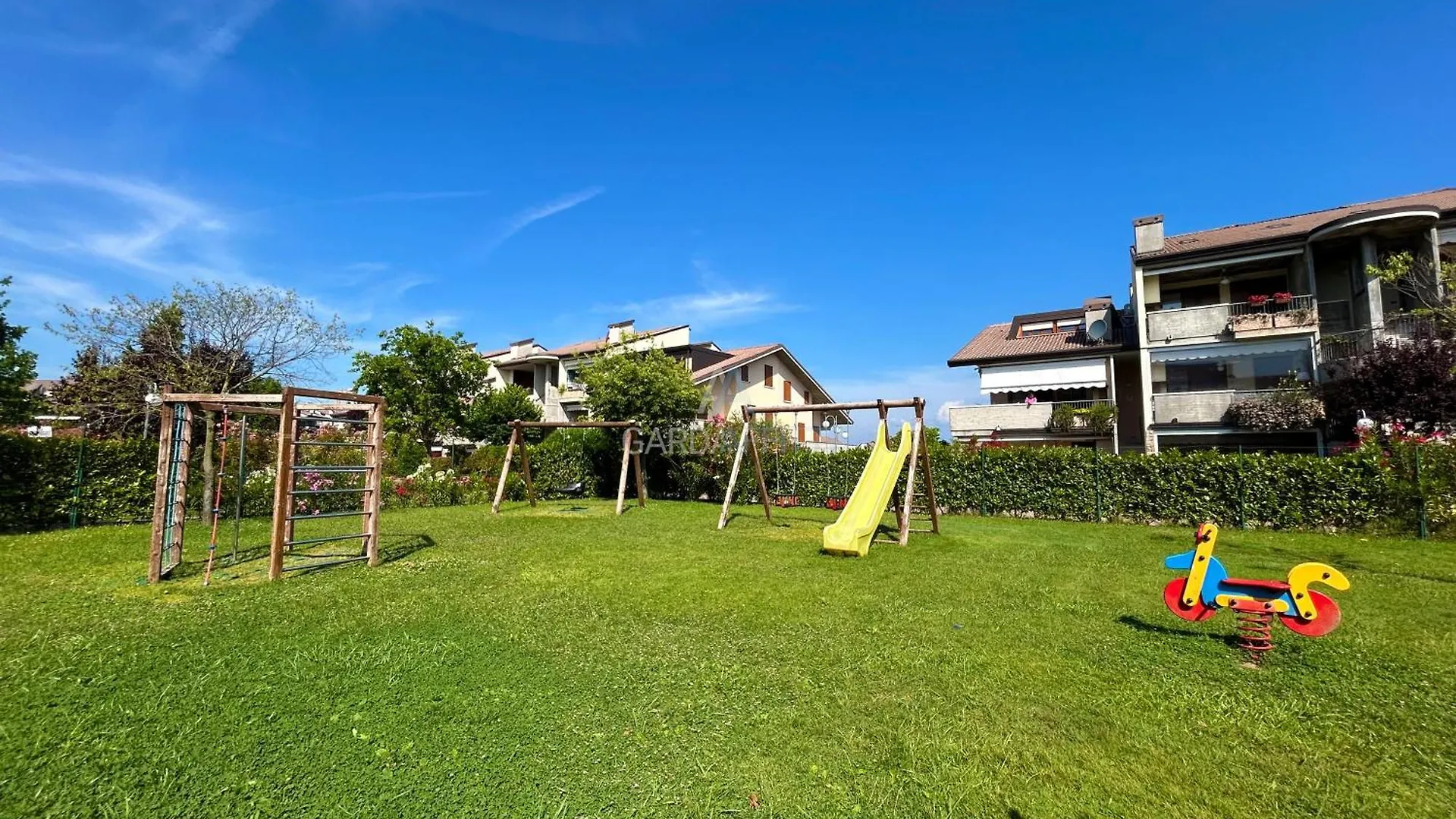 Plat Rif Apartment Desenzano del Garda Italy